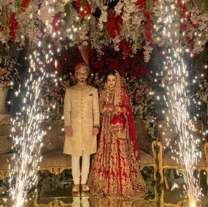 Meet your Posher, Amna